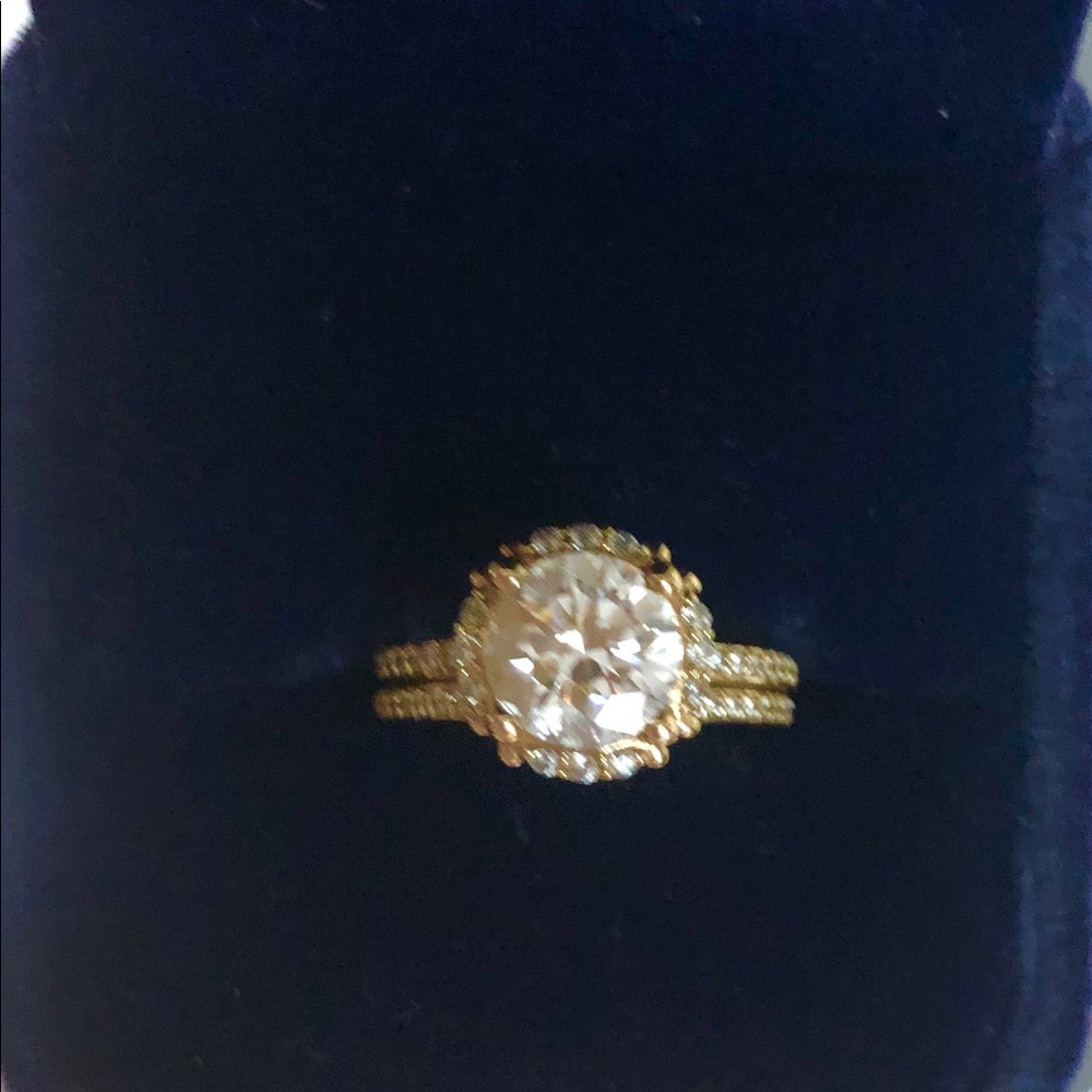 Swarovski 10k Yellow Gold halo Engagement ring set